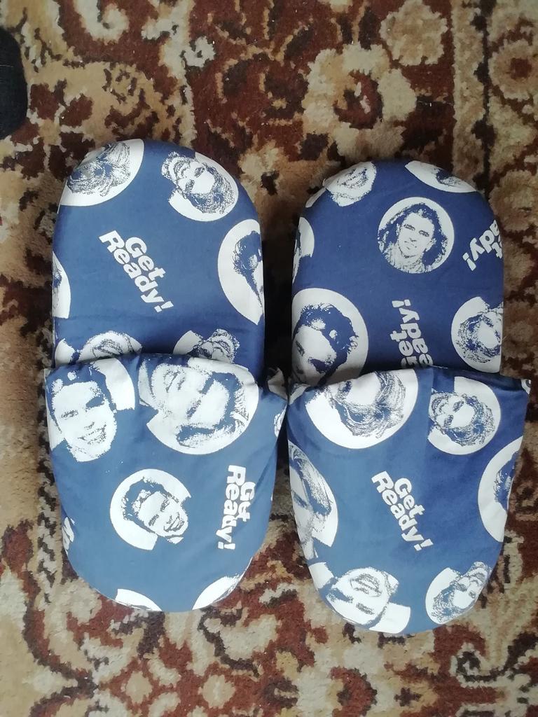 Slippers get ready, Verzamelen, Ophalen