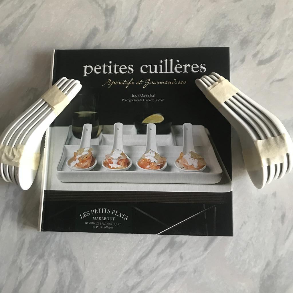 CUILLÈRES  apéritifs, Comme neuf, Porcelaine
