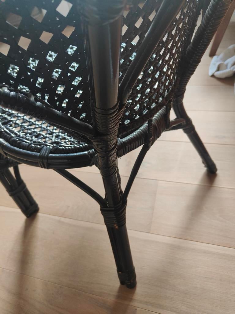 Zwarte rotan stoel te koop, Huis en Inrichting, Stoelen, Ophalen