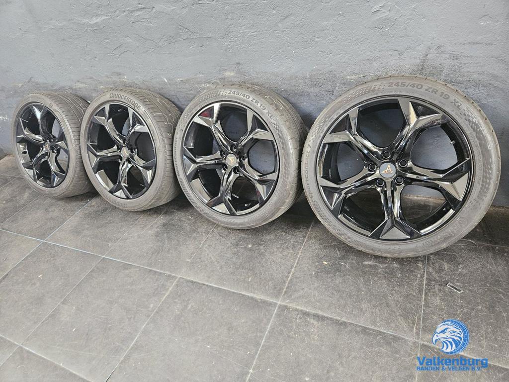 6mm! Originele Cupra Formentor 19 inch zwarte velgen 5x112 z, Autos : Pièces & Accessoires, Pneus & Jantes, Pneus et Jantes, 245 mm