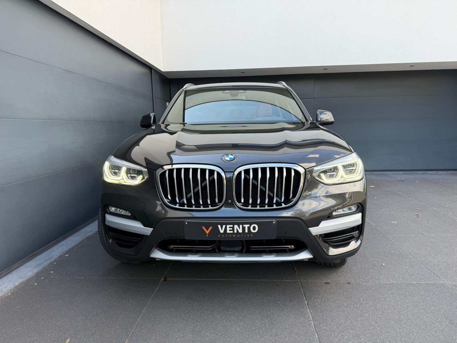 X3 20i xDrive eerste eigenaar 1 jaar Garantie, Auto's, Automaat, 1998 cc, 4 cilinders, Leder