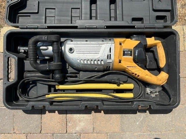 Marteau de démolition Powerplus X119, Bricolage & Construction, 600 watts ou plus, Marteau perforateur et/ou Marteau piqueur, Enlèvement
