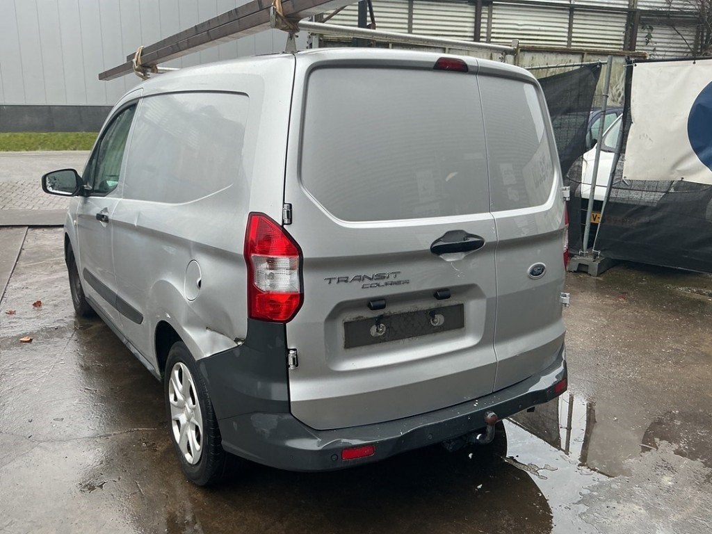 ATTELAGE REMORQUE Ford Transit Courier (01-2014/12-2023), Utilisé, Ford