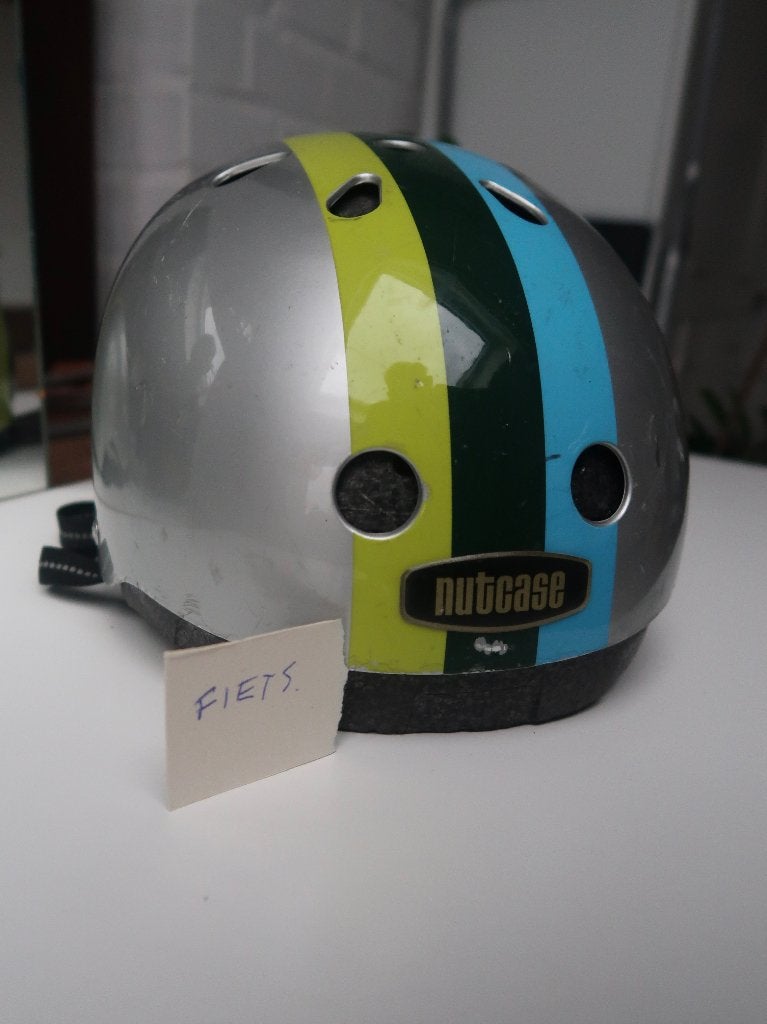 Fietshelm, maat S 52-56 cm, merk nutcase, Gebruikt, Jongen of Meisje, Ophalen, Overige merken