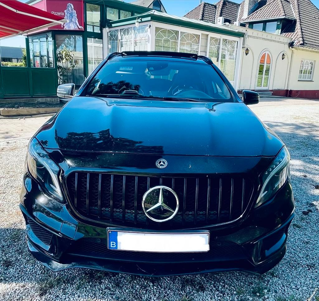 Mercedes-Benz GLA 45 AMG 4matic 2.0 Turbo/RECARO/PANO DAK, Auto's, Automaat, 1998 cc, 4 cilinders, Zwart