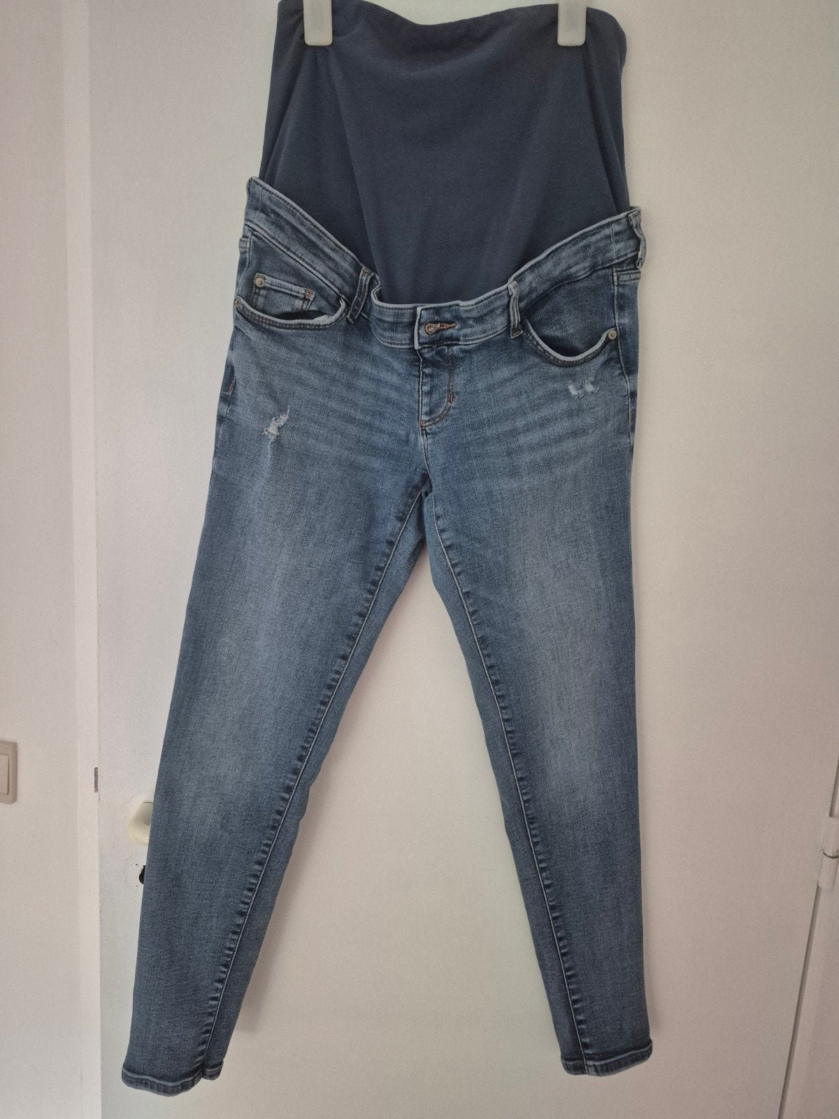 Jean's bleu grossesse neuf C&A taille 40, Vêtements | Femmes, Enlèvement, Bleu