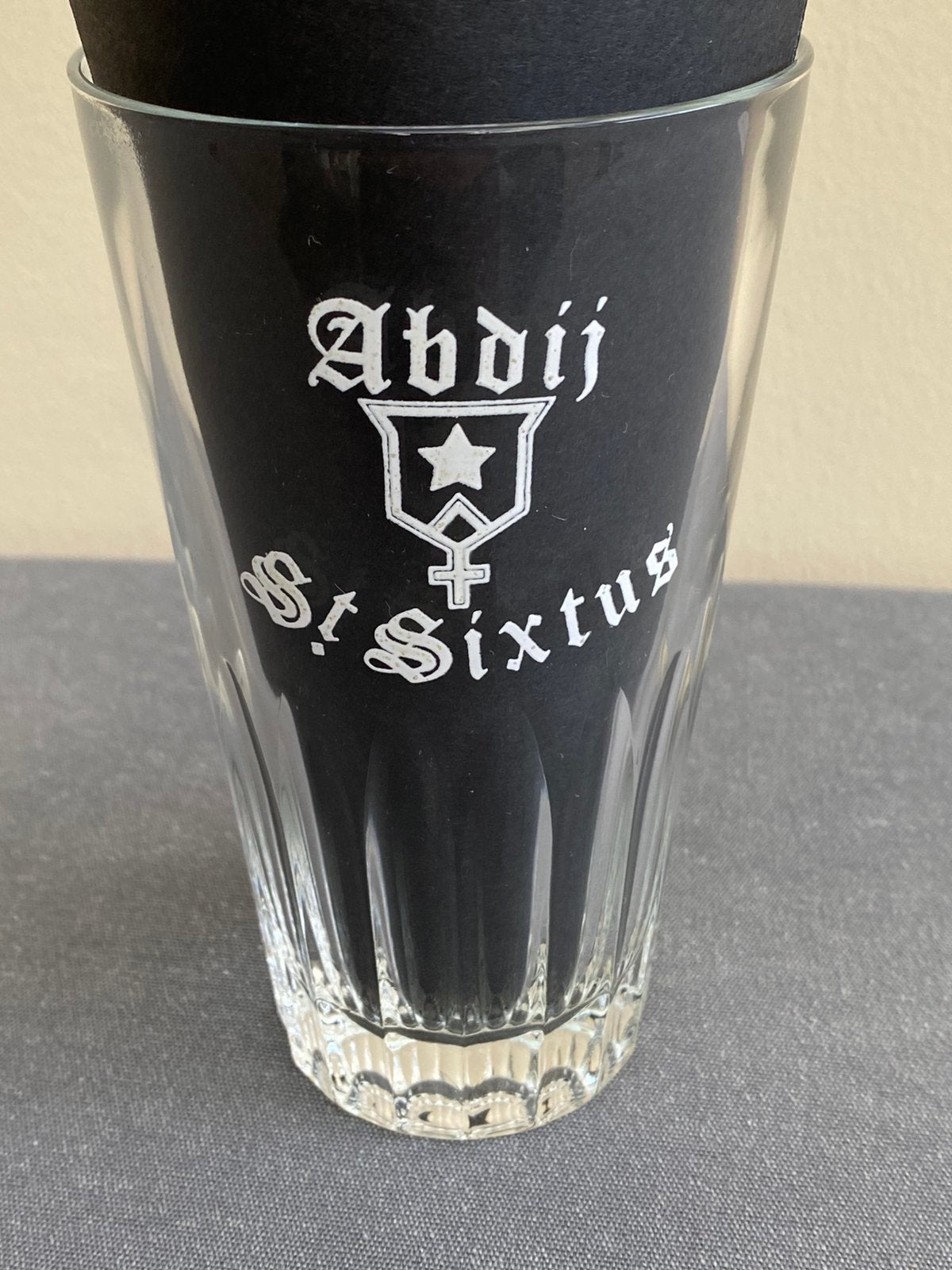 Oud gueuze glas brouwerij abdij St Sixtus - Watou, Verzamelen, Ophalen of Verzenden, Zo goed als nieuw, Glas of Glazen