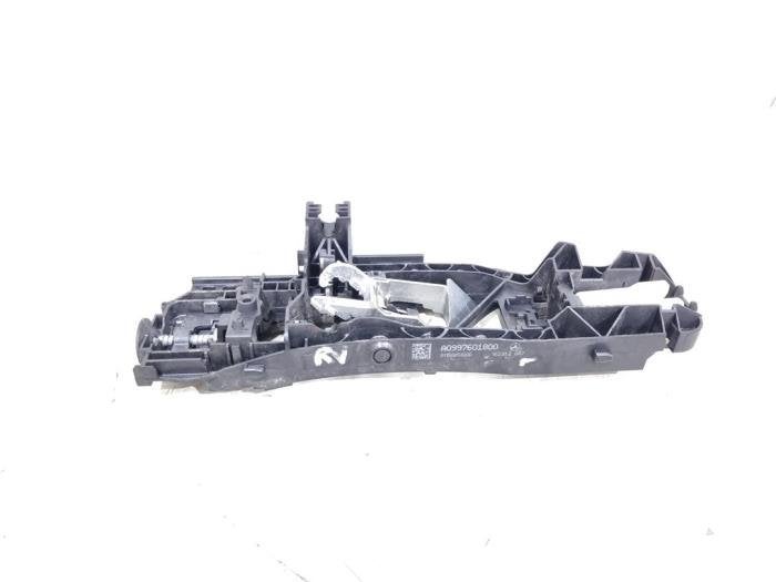 Portiergreep 4Deurs rechts-voor van een Mercedes C-Klasse, Gebruikt, -, Ophalen of Verzenden, -