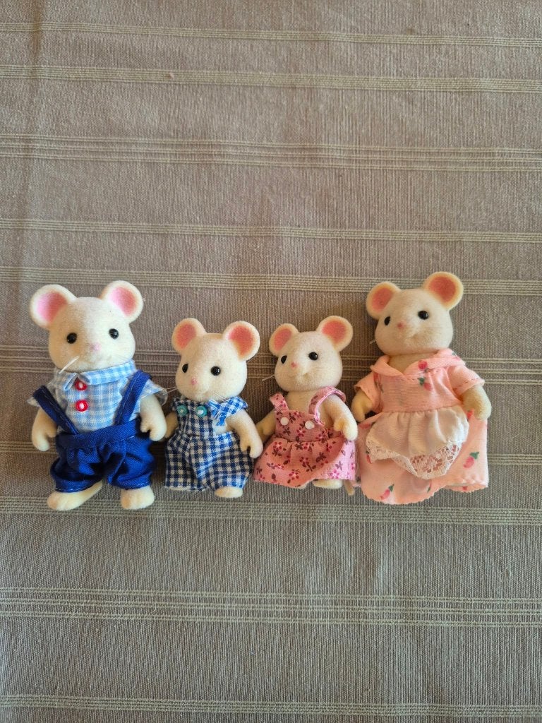 Sylvanian 3103 - Famille souris blanche, Enlèvement ou Envoi, Comme neuf, Poupée de maison de poupées