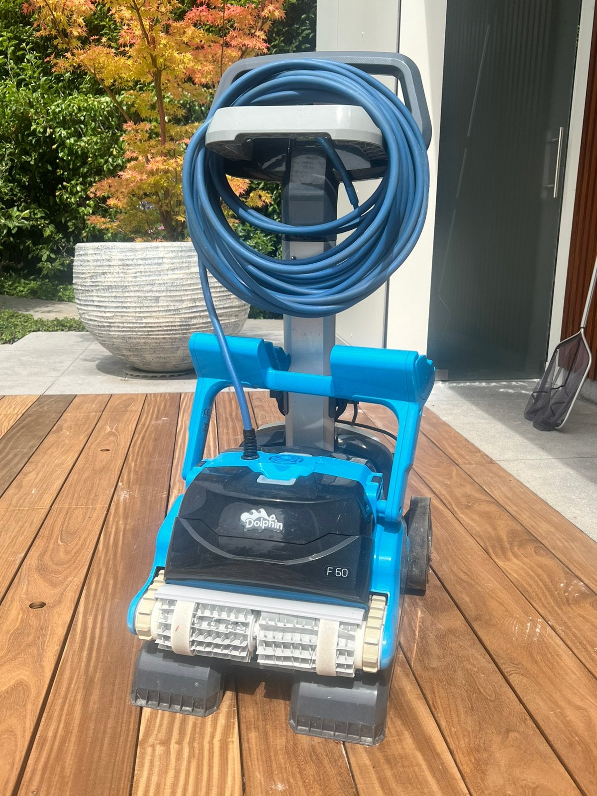 Zwembadrobot, Ophalen, Zo goed als nieuw