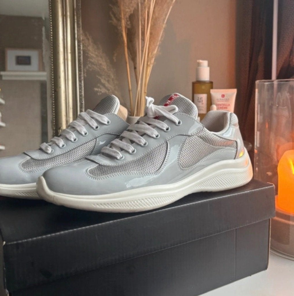 Prada americas cup grijs maat 43, Overige kleuren, Ophalen of Verzenden, Zo goed als nieuw, Sneakers