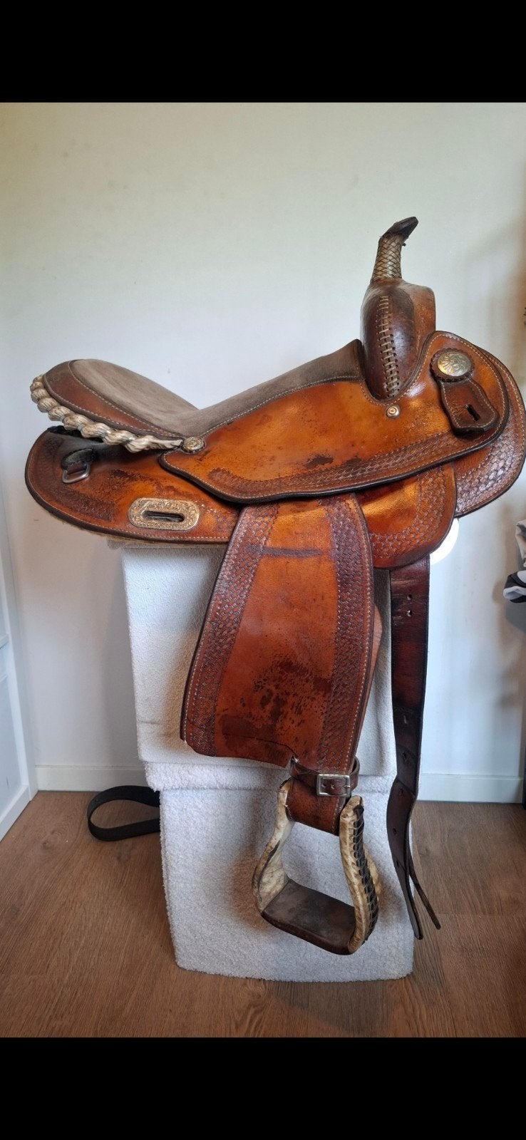 western zadel 16 inch, Dieren en Toebehoren, Gebruikt, Ophalen of Verzenden, Middeldiepe zit, Overige disciplines