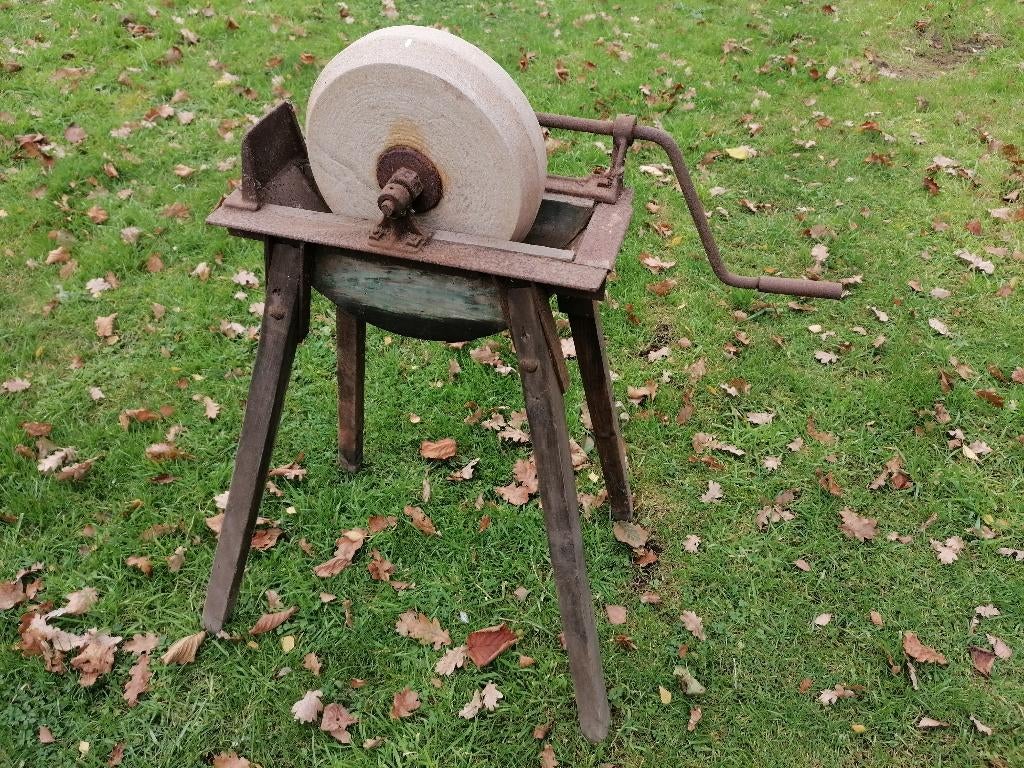 oude slijpmolen, Antiek en Kunst, Ophalen