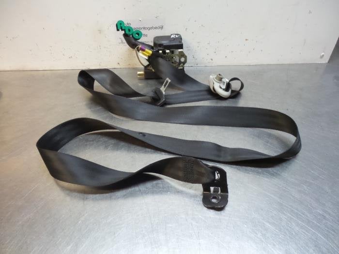 Ceinture de sécurité avant droite d'un Volkswagen Golf (Go, Volkswagen, -, 3 mois de garantie, Utilisé