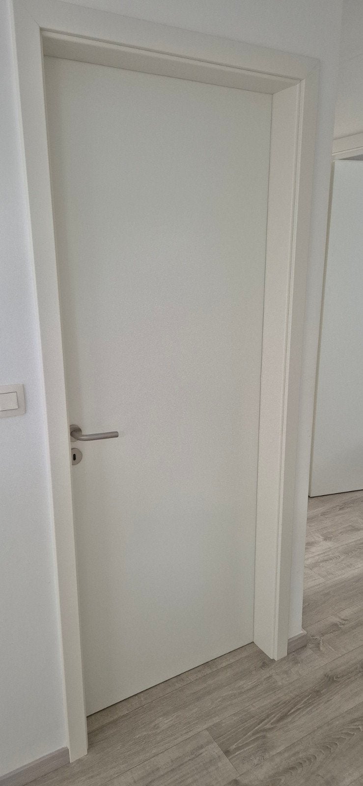 Nieuw Binnendeuren Theuma Witlakdeur. Incl omkasting en
slot, Doe-het-zelf en Bouw, Ophalen, Nieuw, Binnendeur
