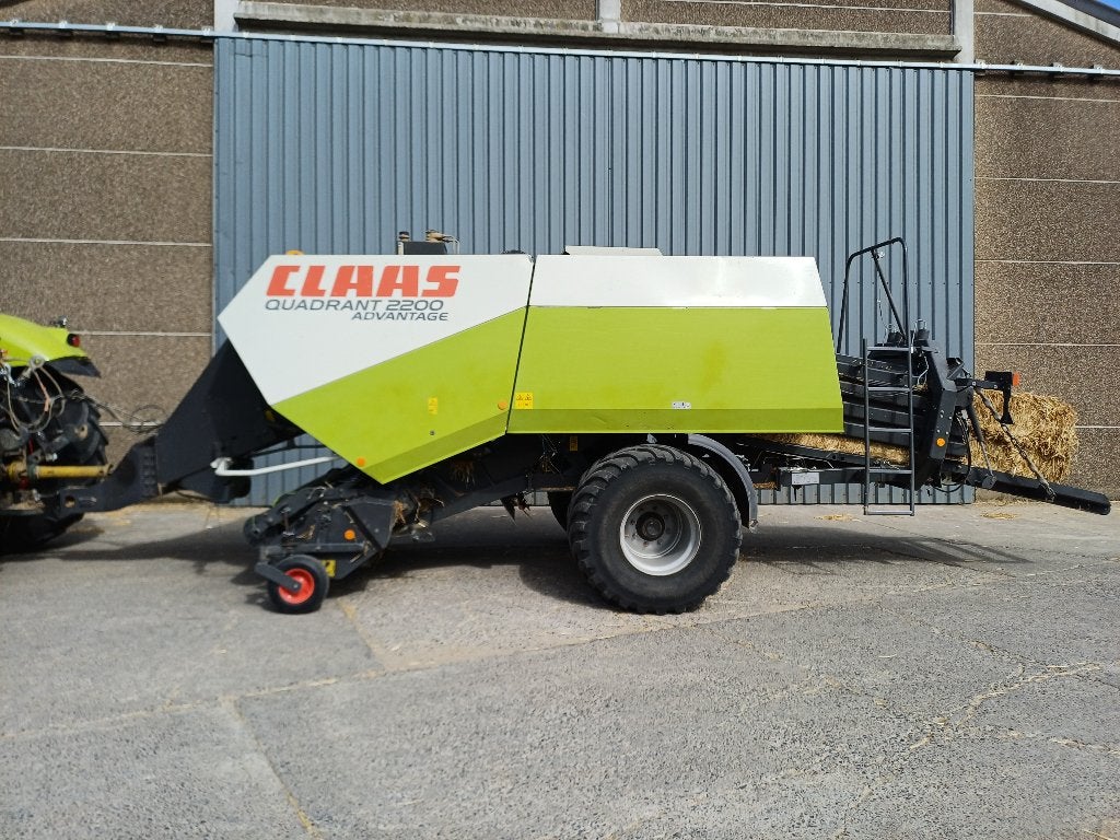 Balloteuse Claas, Ophalen, Akkerbouw, Weidebouw