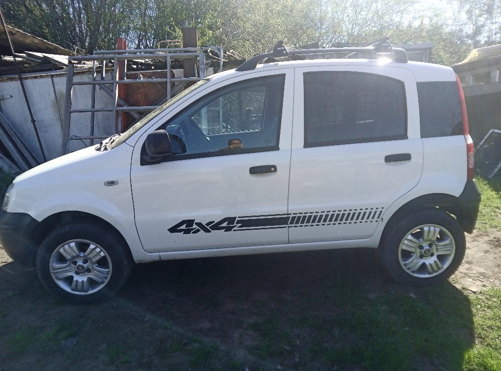 Rare Fiat Panda 4X4 de 2011, Auto's, Fiat, Particulier, Panda, 4x4, Benzine, SUV of Terreinwagen, 4 deurs, Handgeschakeld, Wit