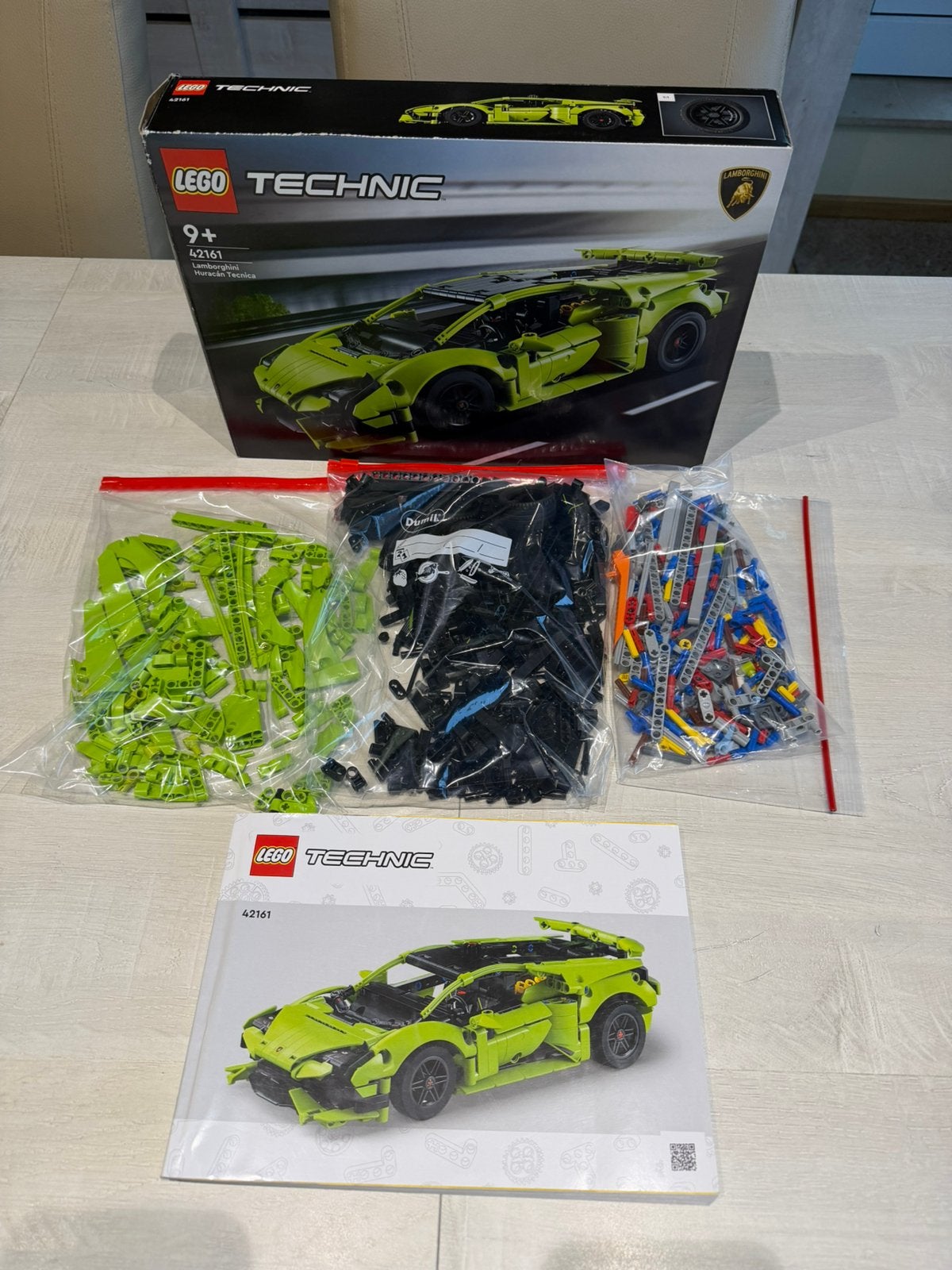Lamborghini lego 42161, Lego, Ophalen of Verzenden, Zo goed als nieuw, Complete set