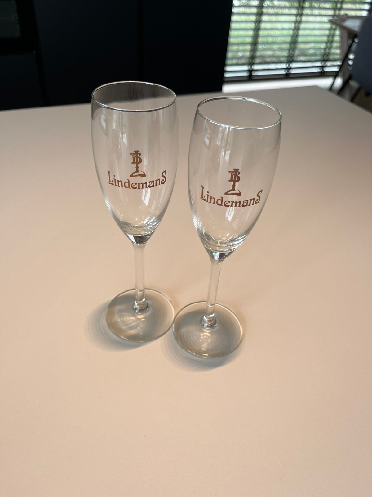 Verres/flûtes Lindemas - Set de 2 verres à bière, Enlèvement, Comme neuf