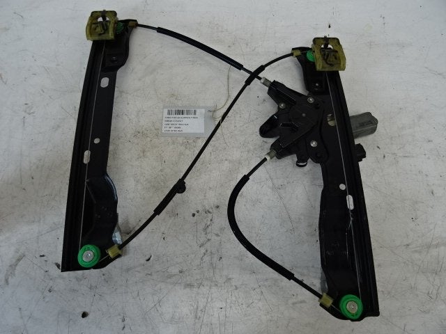 RAAMMECHANIEK RECHTS VOOR Ford Focus 3 (BM51A23200BF), Gebruikt, Ford