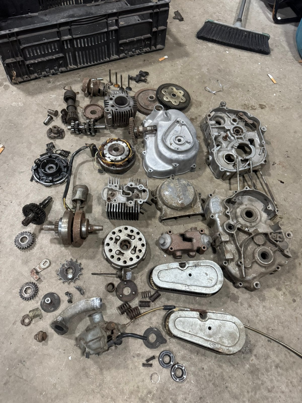 Lot honda c110 / s90 / cs50, Ophalen, Zo goed als nieuw