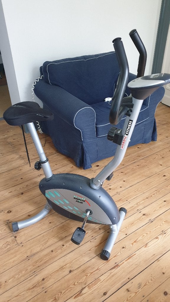 Vélo d'appartement, Sports & Fitness, Sports & Fitness Autre, Enlèvement, Utilisé