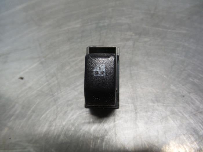 Commutateur vitre électrique d'un Chevrolet Spark, -, 3 mois de garantie, Utilisé, -