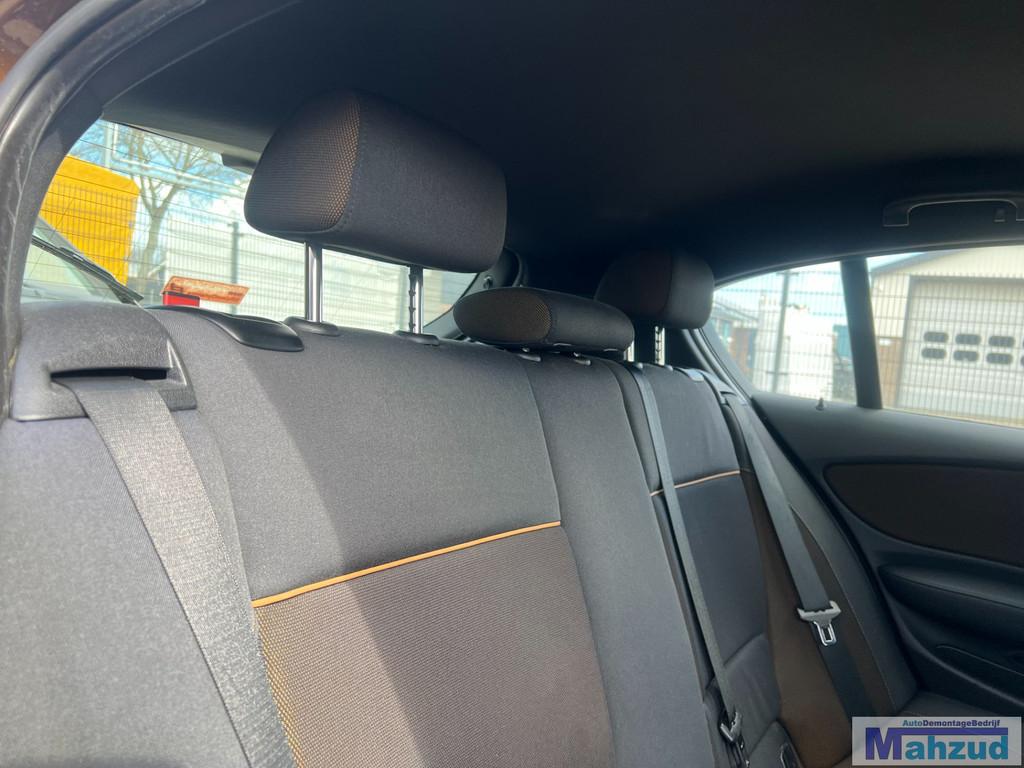 BMW 1 serie E87 5deurs interieur stoel achterbank 2004-2011, Auto-onderdelen, Petuelring 130
80788  Munich, DE, Gebruikt, Info@bmw.de