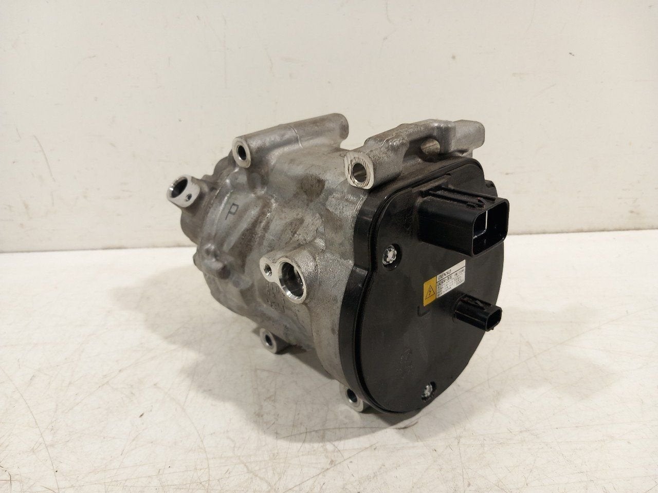 Airco pomp Toyota C-HR, Onderdelen@venauto.nl, Van der Ven Autorecycling B.V., Ettenseweg 76, 4706 PB Roosendaal, The Netherlands