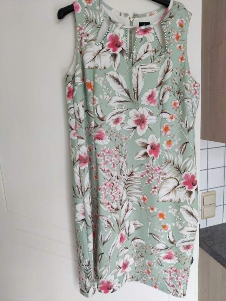 Nieuw kleedje , maat : XXL , merk : K-Design., Kleding | Dames, K-design, Ophalen of Verzenden, Nieuw, Maat 42/44 (L)