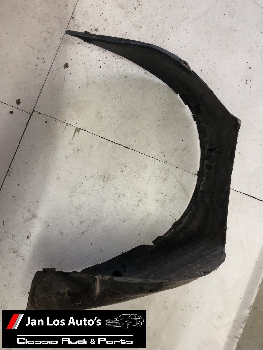 Audi V8 Typ 44 modderkuip  links, Gebruikt, -, Voor, -