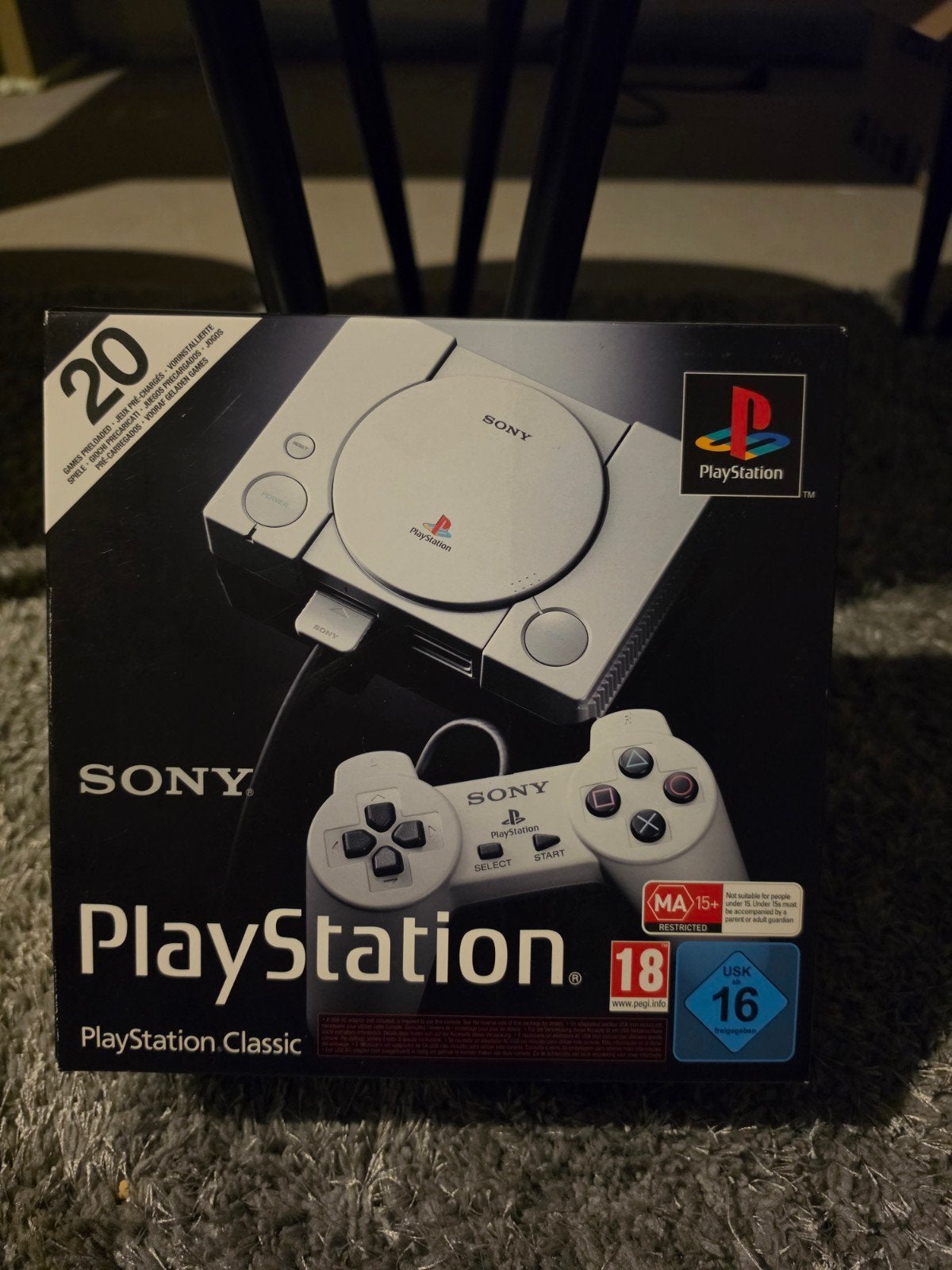 Playstation 1 Classic - als nieuw, Games en Spelcomputers, Ophalen of Verzenden, Zo goed als nieuw, Met 2 controllers, Met games