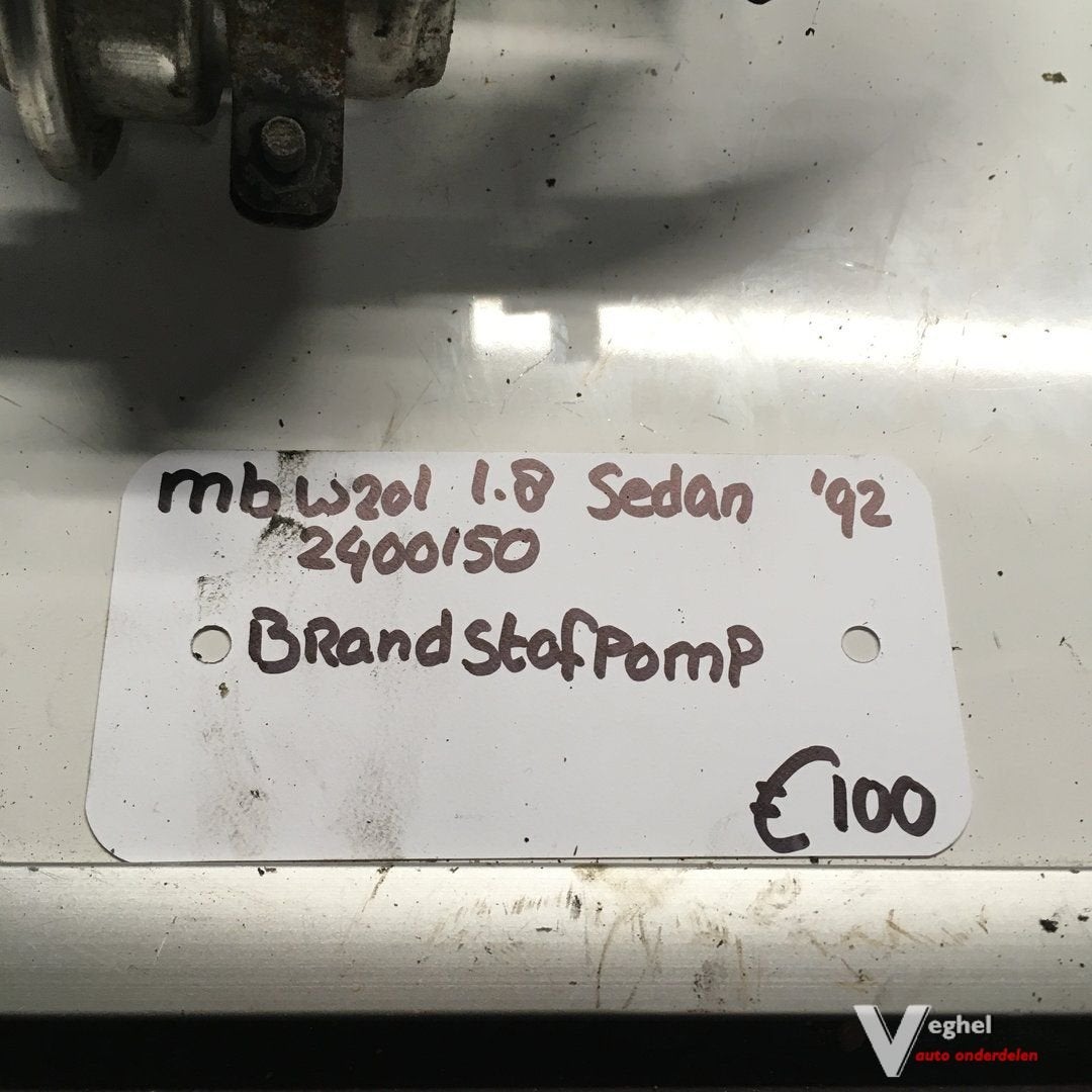 Mercedes W201 1.8  5 bak  1992   2400150   Brandstofpomp, -, Utilisé, -, -