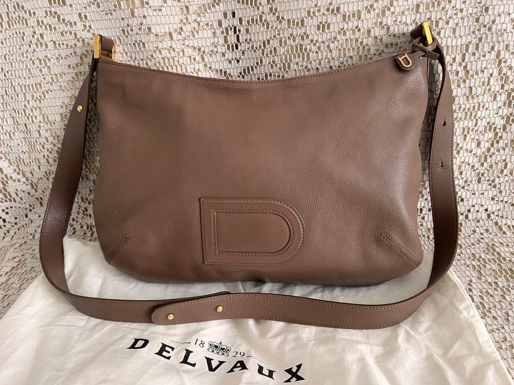 DELVAUX tasmodel Louise Hobo schoudertas, Ophalen of Verzenden, Zo goed als nieuw, Leer