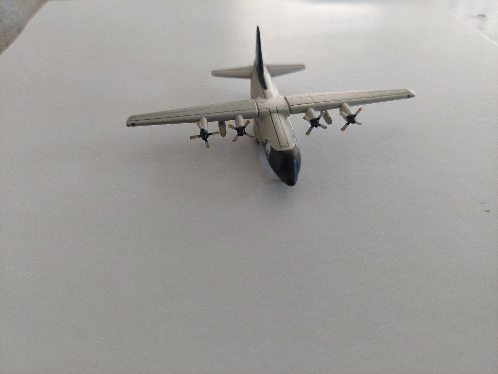 Vliegtuig schaalmodel - Hercules C130, Ophalen of Verzenden, Zo goed als nieuw, Schaalmodel