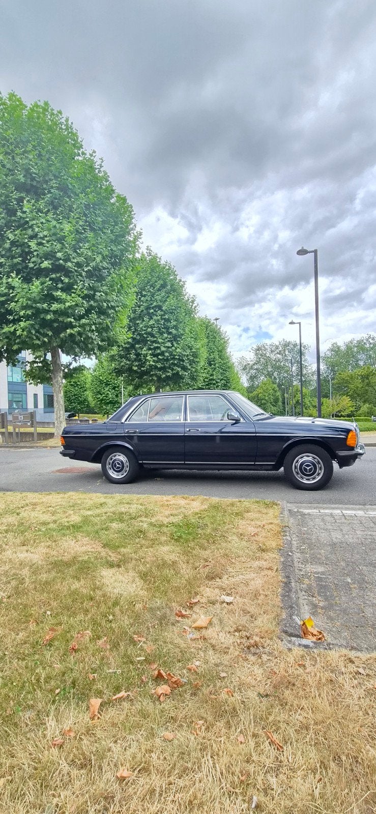 Mercedes 200D, Autos, Mercedes-Benz, Verrouillage central, Achat, Série 200, 4 portes