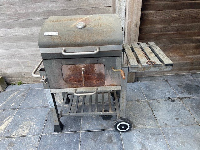 BBQ TE KOOP, Tuin en Terras, Houtskoolbarbecues, Ophalen, Gebruikt
