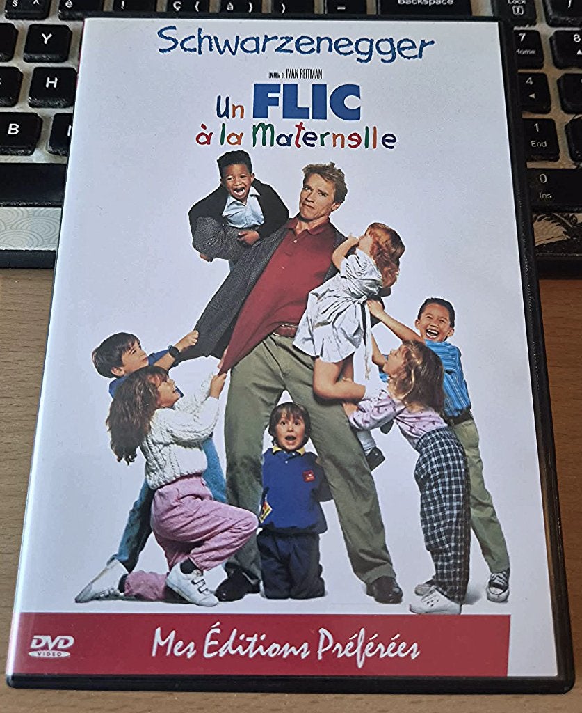 DVD Un flic à la maternelle / Arnold Schwarzenegger, Ophalen, Zo goed als nieuw, Actiekomedie