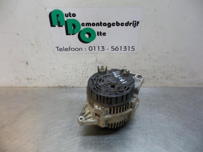 Dynamo van een Renault Megane Scenic, Auto-onderdelen, Gebruikt, -, Renault, -