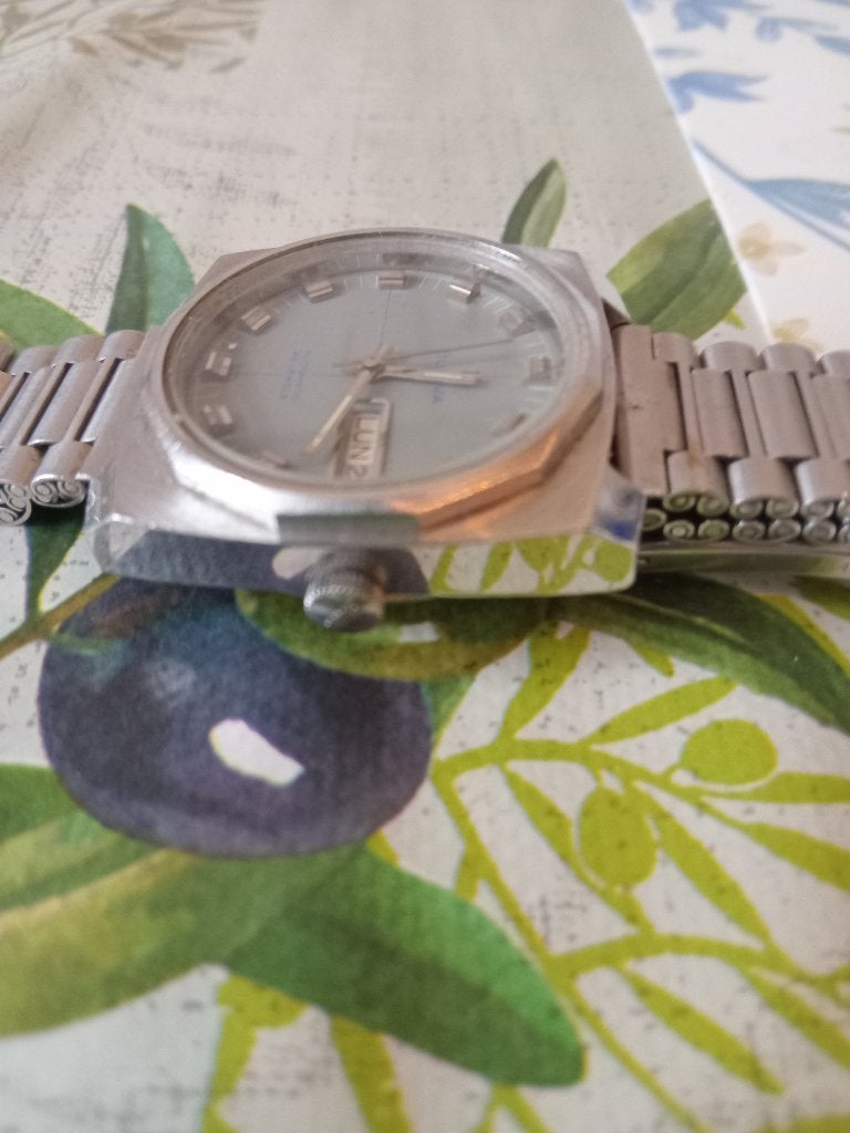 BULOVA, Montre-bracelet, Autres marques, Enlèvement ou Envoi, Acier