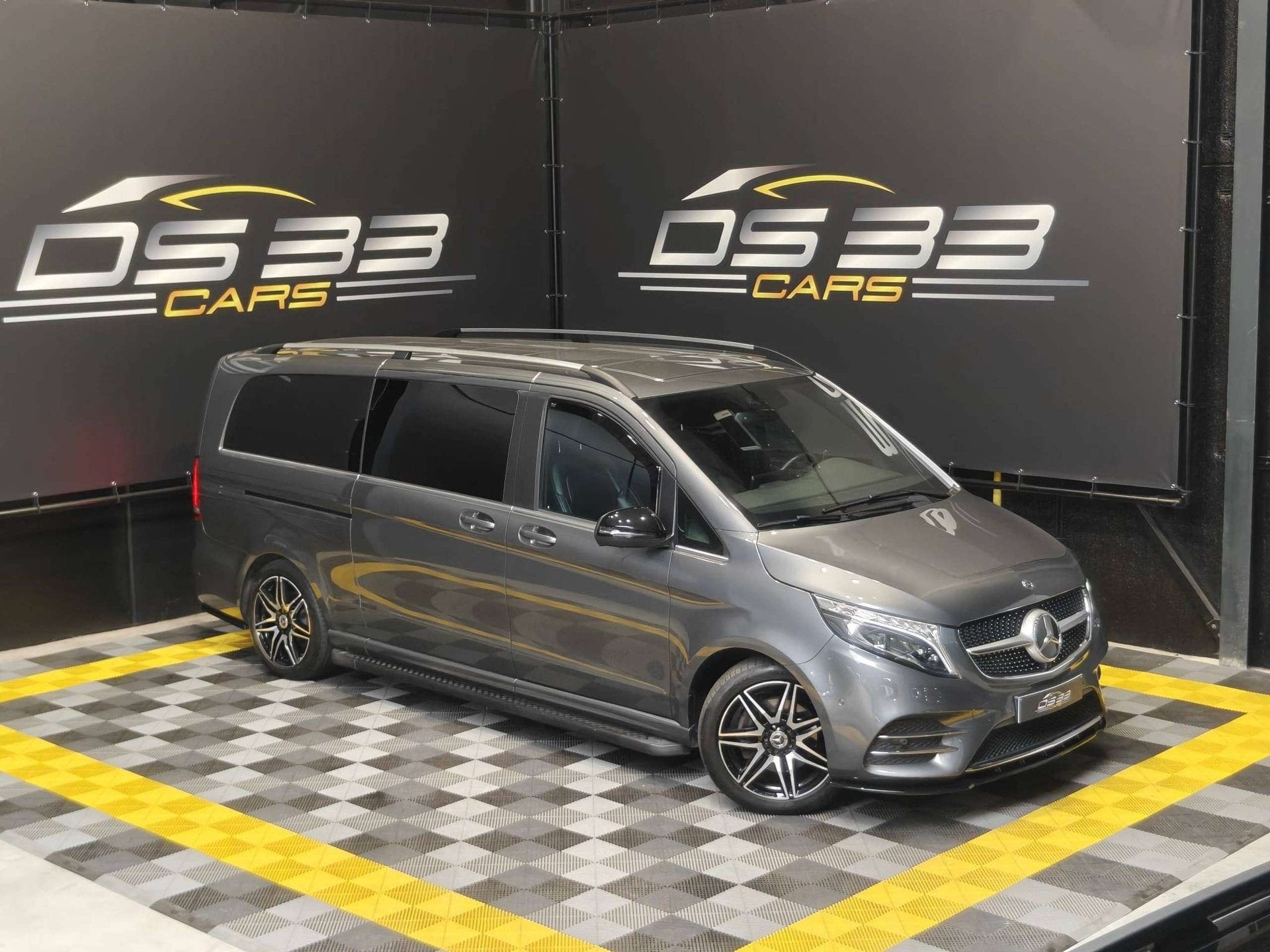 Mercedes-Benz V 300 d AMG LONG 5-zit/Elec deuren/360/AdCruis, Argent ou Gris, Achat, 176 kW, Euro 6