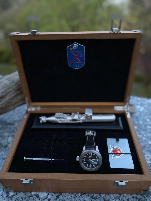 Raid Marina Xª Flottiglia MAS – Édition Limitée – État neuf, Handtassen en Accessoires, Horloges | Heren, Ophalen, Leer, Staal