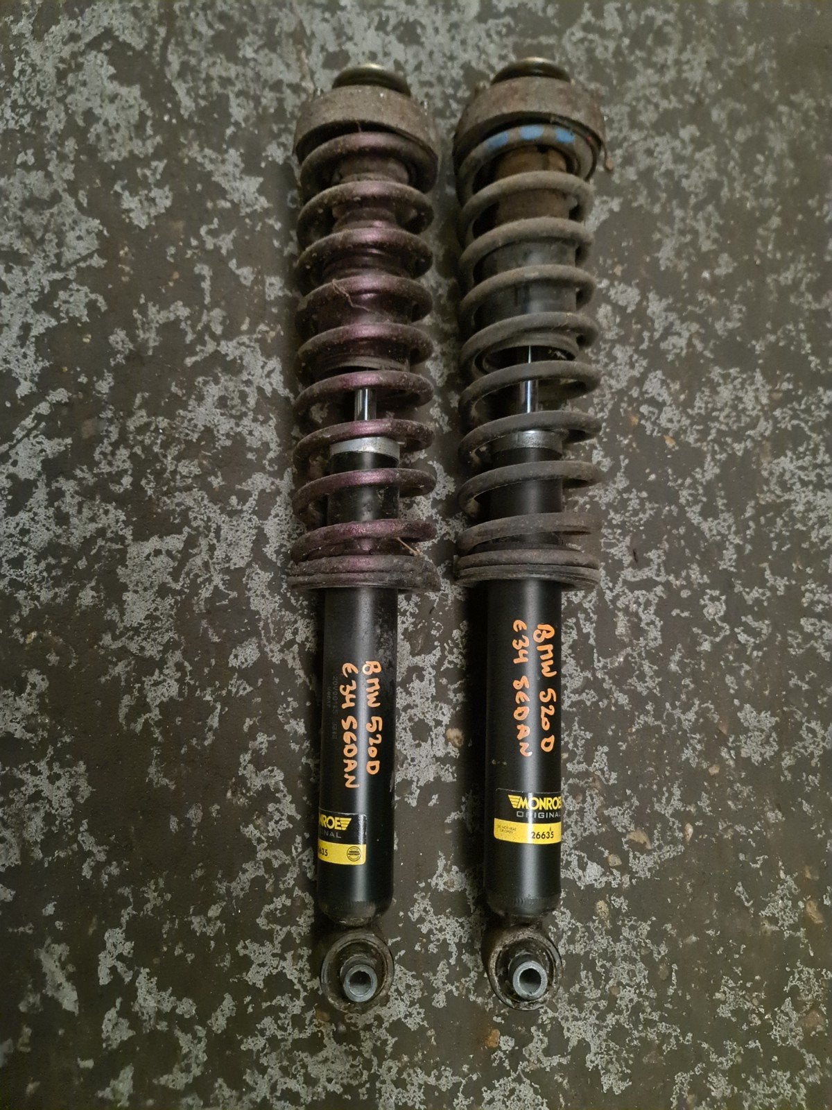 BMW E34 525D Schokdempers achteraan, Gebruikt, ., Ophalen of Verzenden, BMW
