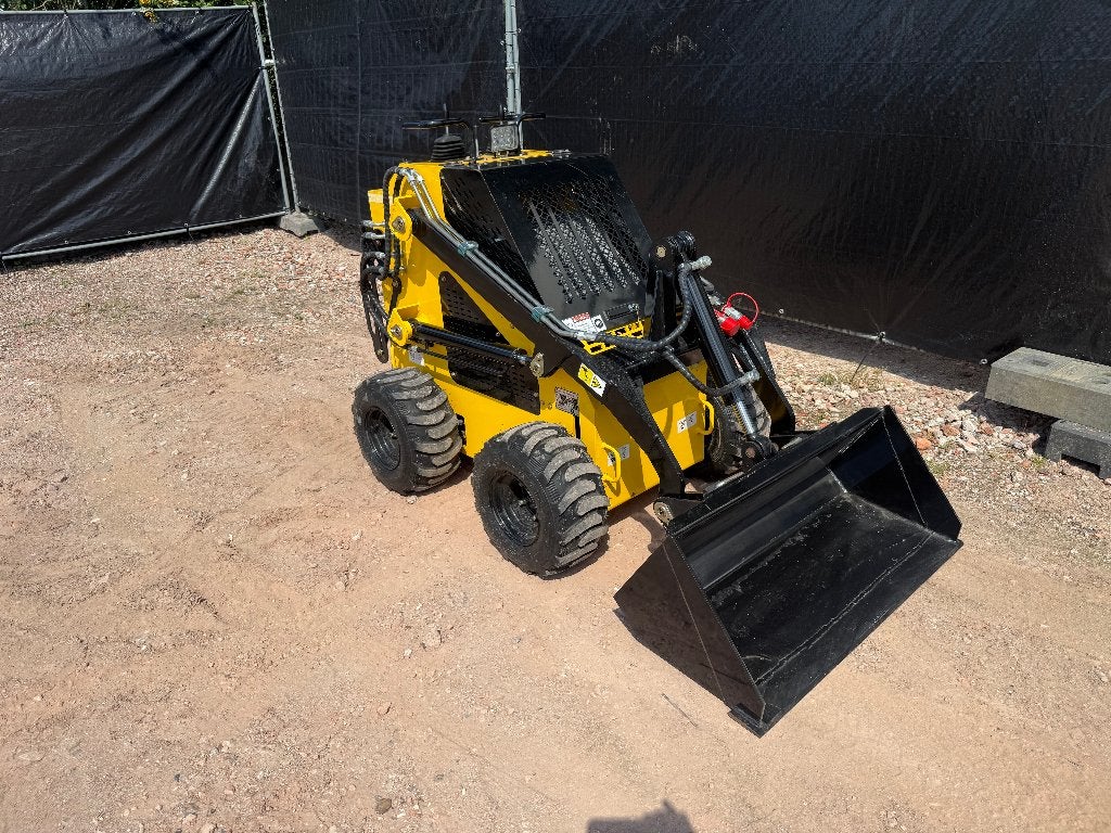 Mini chargeuse sur pneus Delano T360 700 kg NEUVE, Enlèvement, Excavatrice