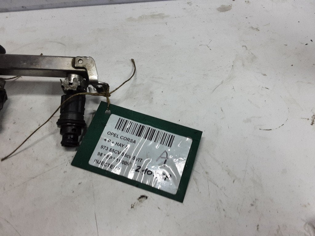 INJECTOR BRANDSTOF Opel Corsa B (73 / 78 / 79), Gebruikt, Rue de l'Espoir 34 34
4030  GRIVEGNÉE, BE, Info@Collignon.be, Opel