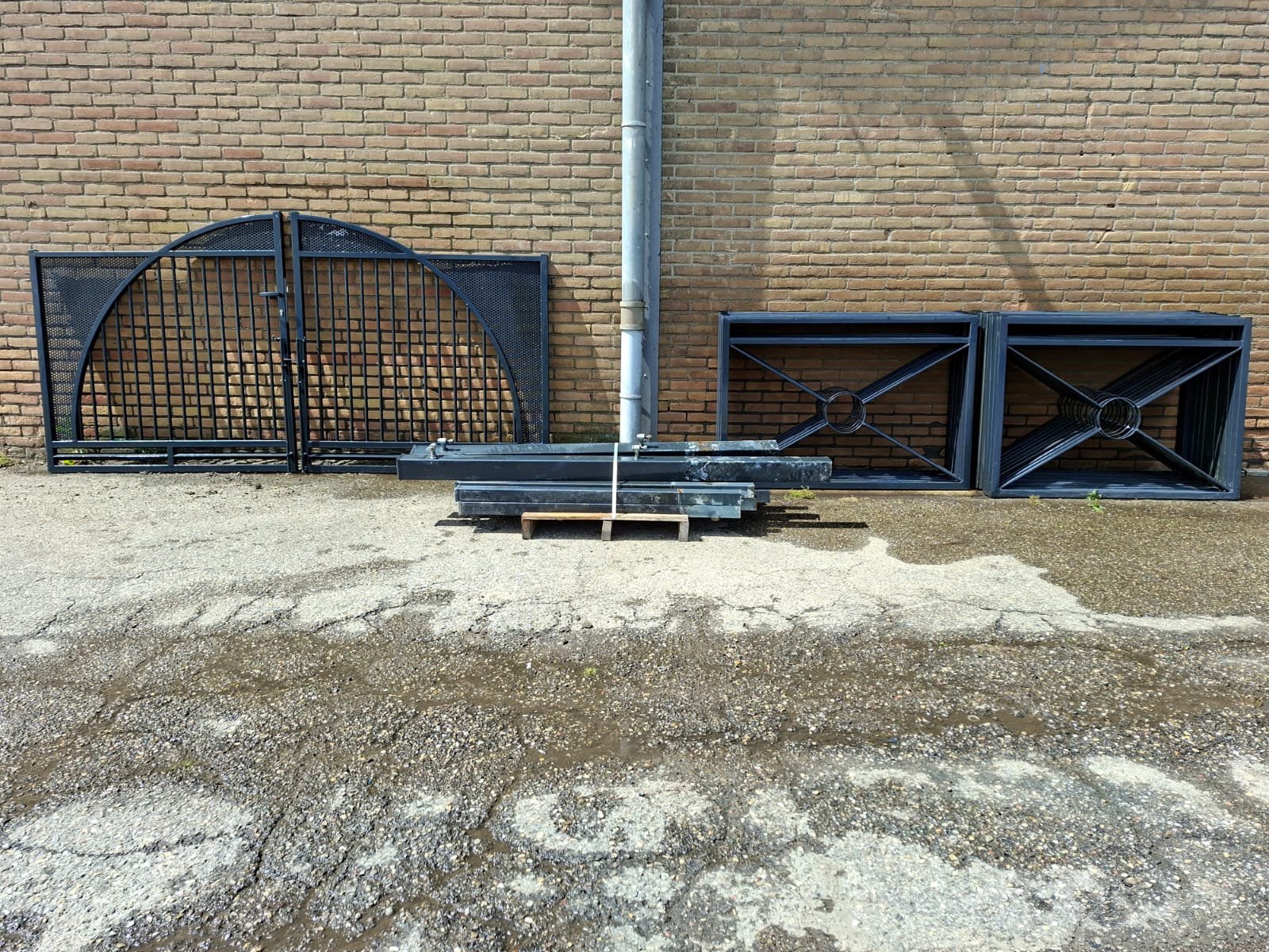 Mooie partij sierhekwerk + sierpoort, Jardin & Terrasse, Clôtures de jardin, Enlèvement, Comme neuf, Clôture ornementale