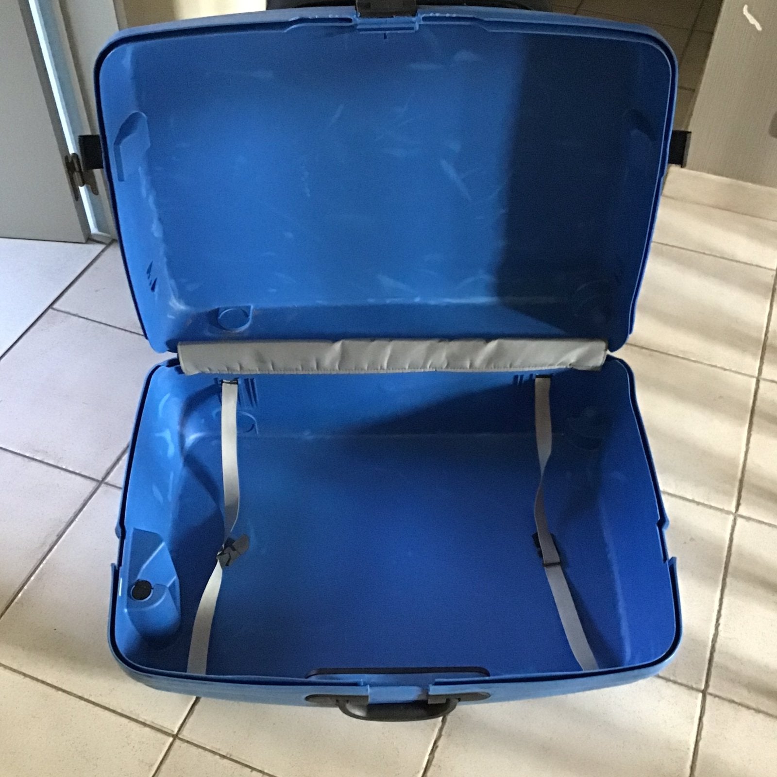 Reiskoffers, Ophalen, Gebruikt, Hard kunststof