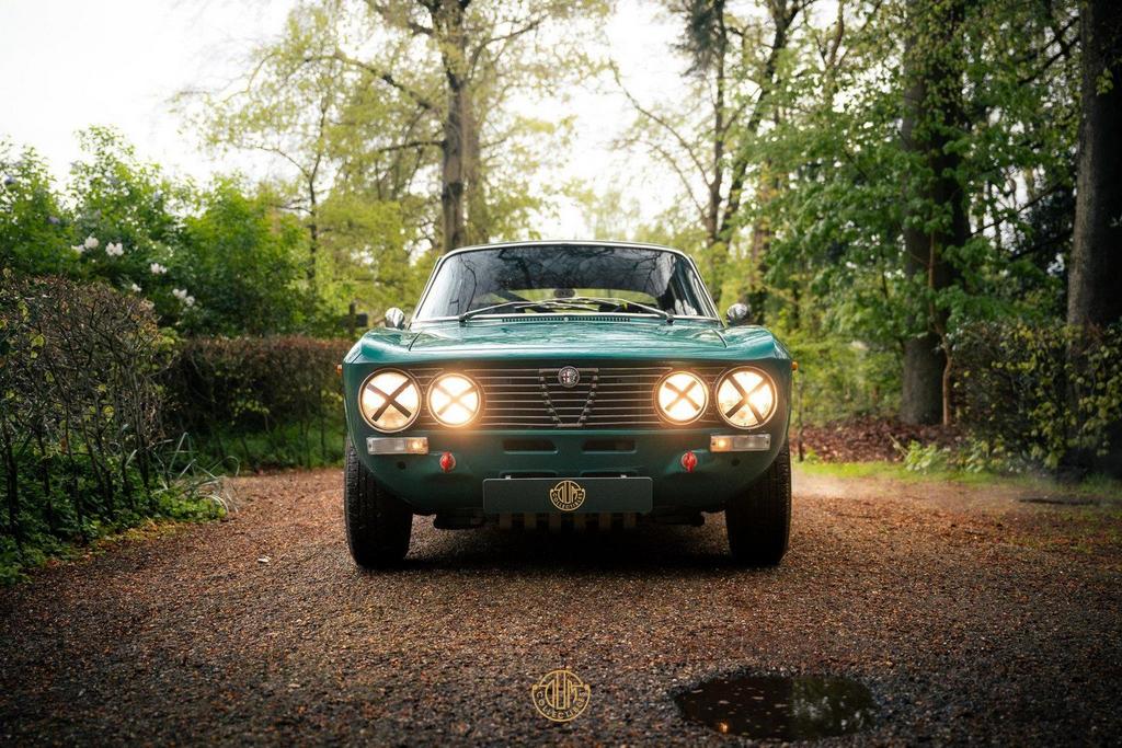 Alfa Romeo GTV 2000 Rally, Auto's, Zwart, GTV, Handgeschakeld, Te koop