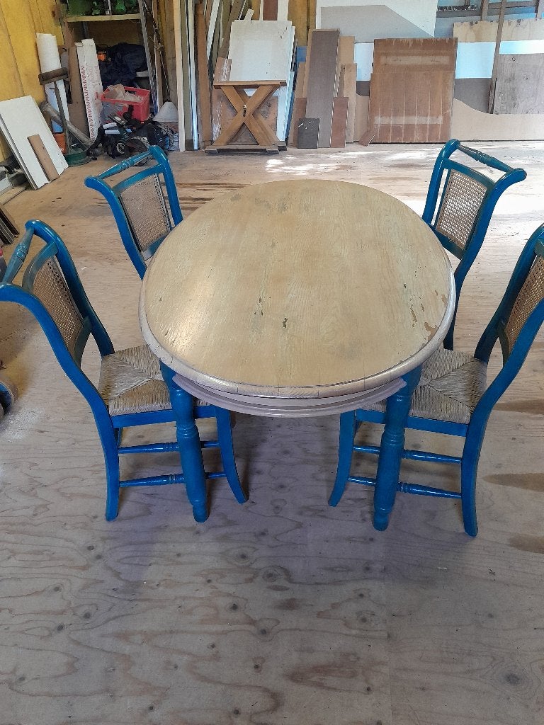 tafel + 4 stoelen, Huis en Inrichting, Ophalen, Gebruikt, Ovaal, Eikenhout