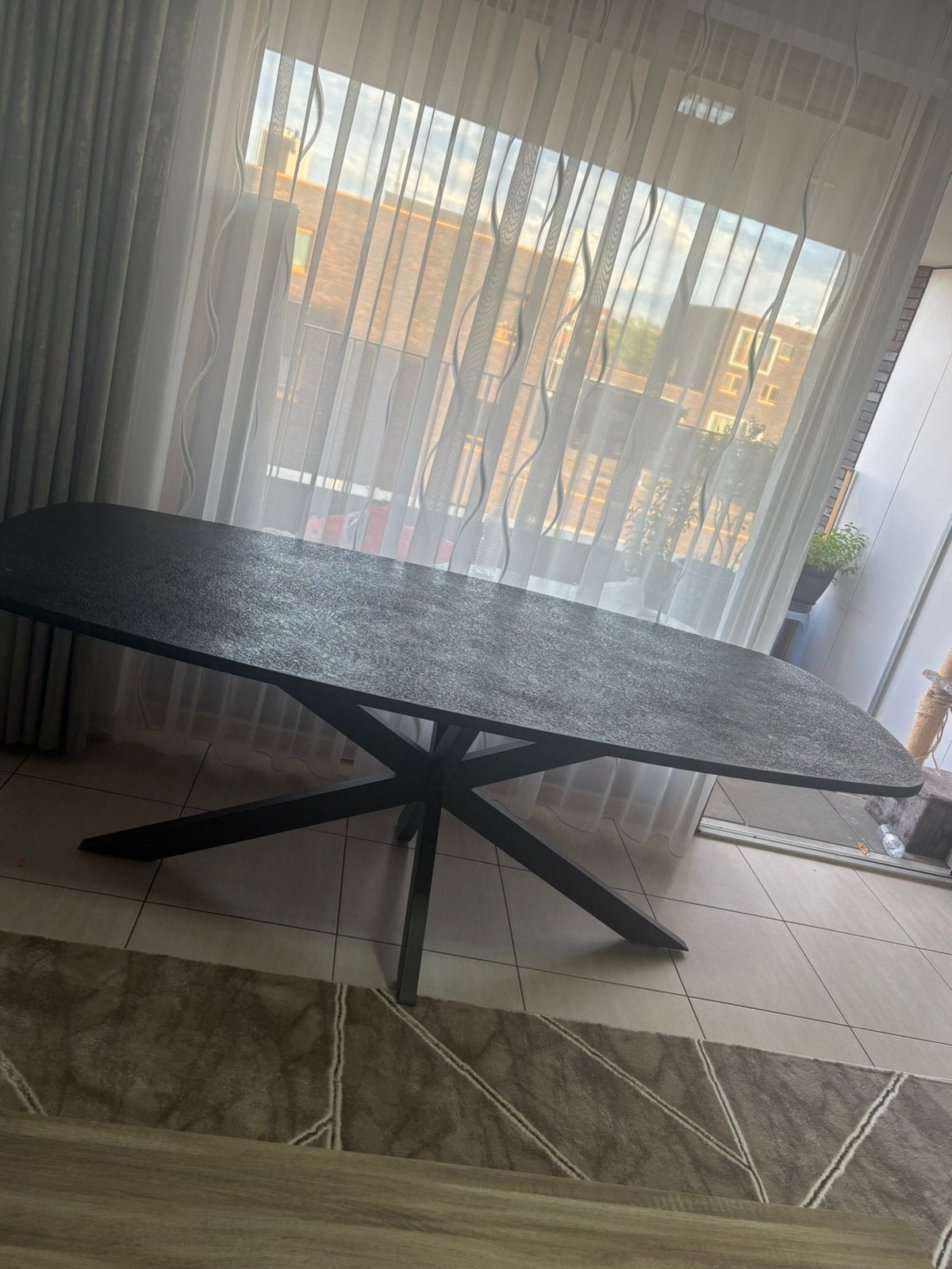 Ovale eettafel, Ophalen, Zo goed als nieuw